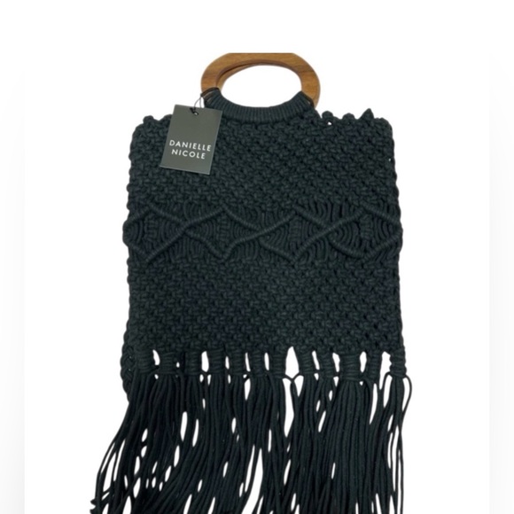Danielle Nicole NWT Macrame Crossbody Black Fringe Handbag - Picture 12 of 15